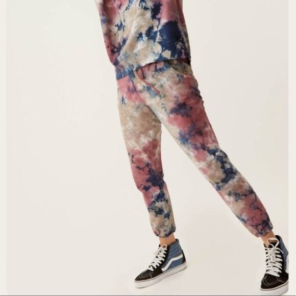 Daydreamer tie dye Jogger pants Size Small - Picture 1 of 8